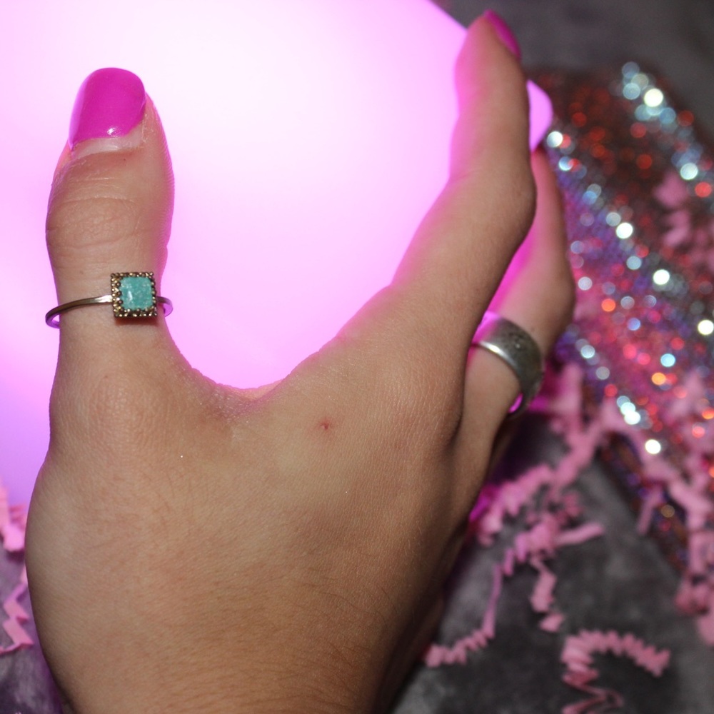 Turquoise ring - Picture 2 of 2